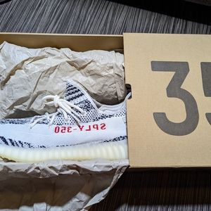 Yeezy Boost 350- Zebra